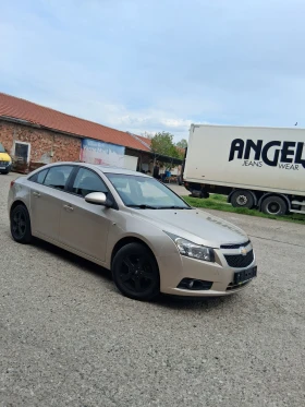 Chevrolet Cruze 1.8 автоматик | Auto.bg — изображение 3