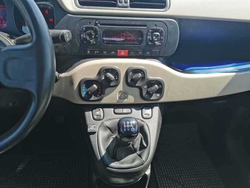 Fiat Panda 1.2 Evro 6B, снимка 12 - Автомобили и джипове - 41857254