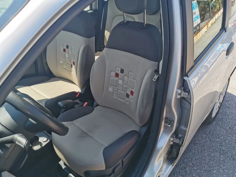 Fiat Panda 1.2 Evro 6B, снимка 9 - Автомобили и джипове - 41857254