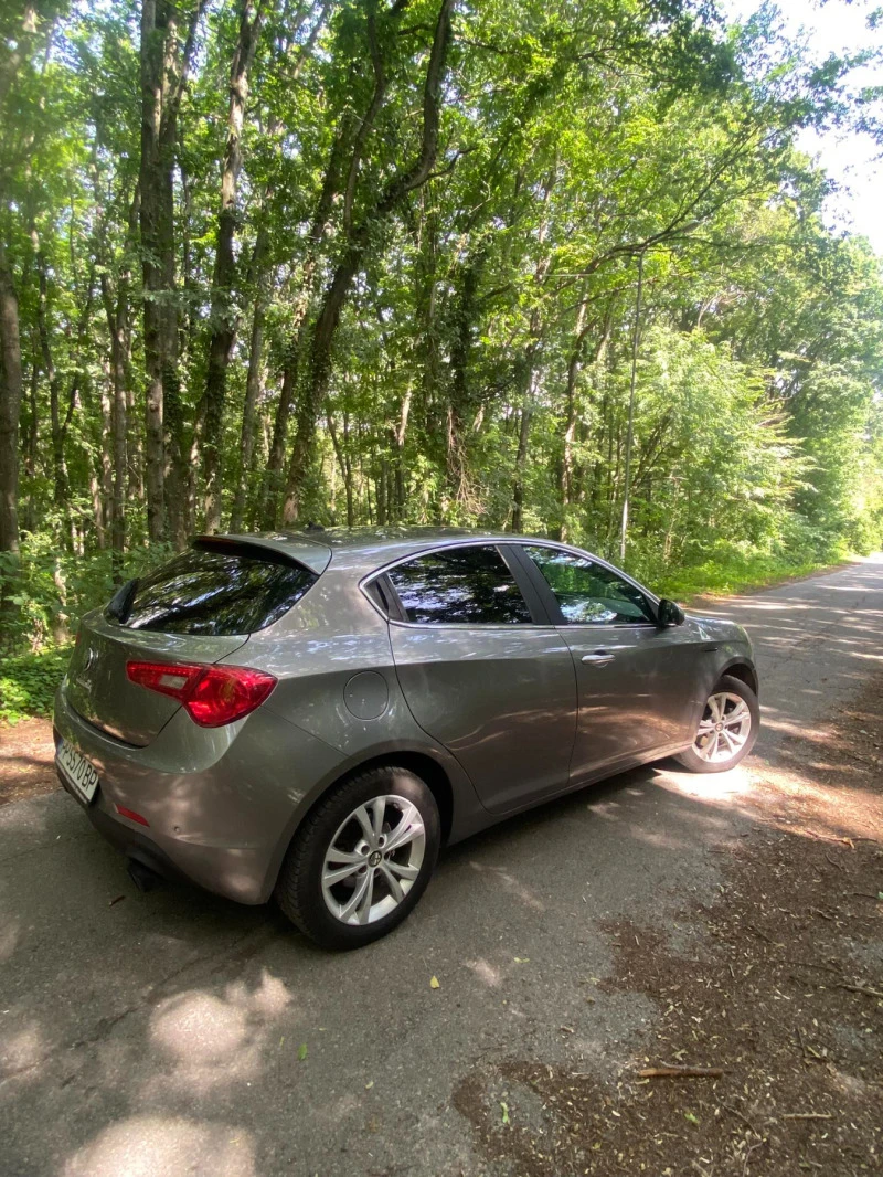 Alfa Romeo Giulietta 2.0 JTD, снимка 5 - Автомобили и джипове - 47754551