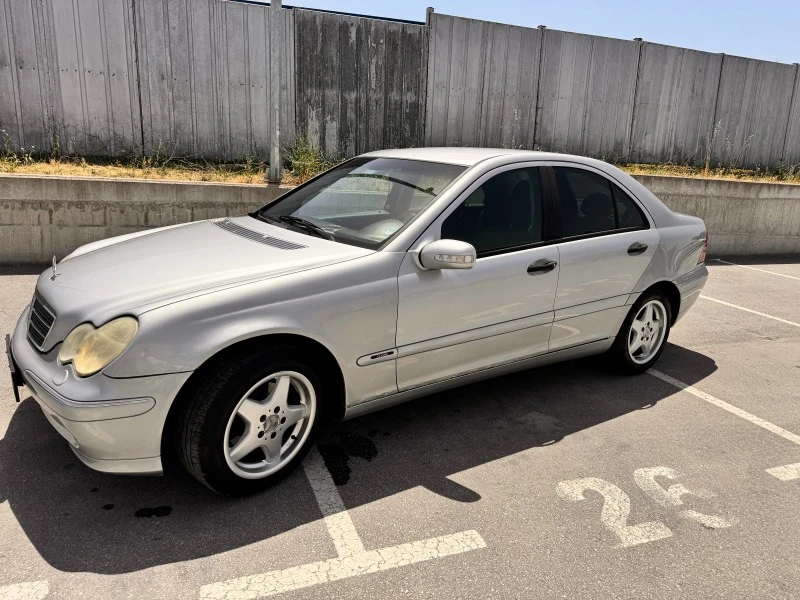 Mercedes-Benz C 180 C180, снимка 4 - Автомобили и джипове - 47360541