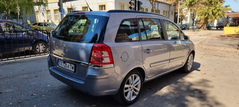 Opel Zafira, снимка 4 - Автомобили и джипове - 48244875