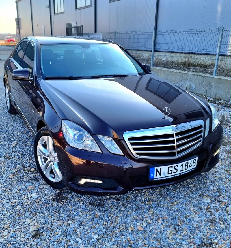 Mercedes-Benz E 220 Германия, 180 000 км, AVANTGARDE, снимка 1 - Автомобили и джипове - 49452143