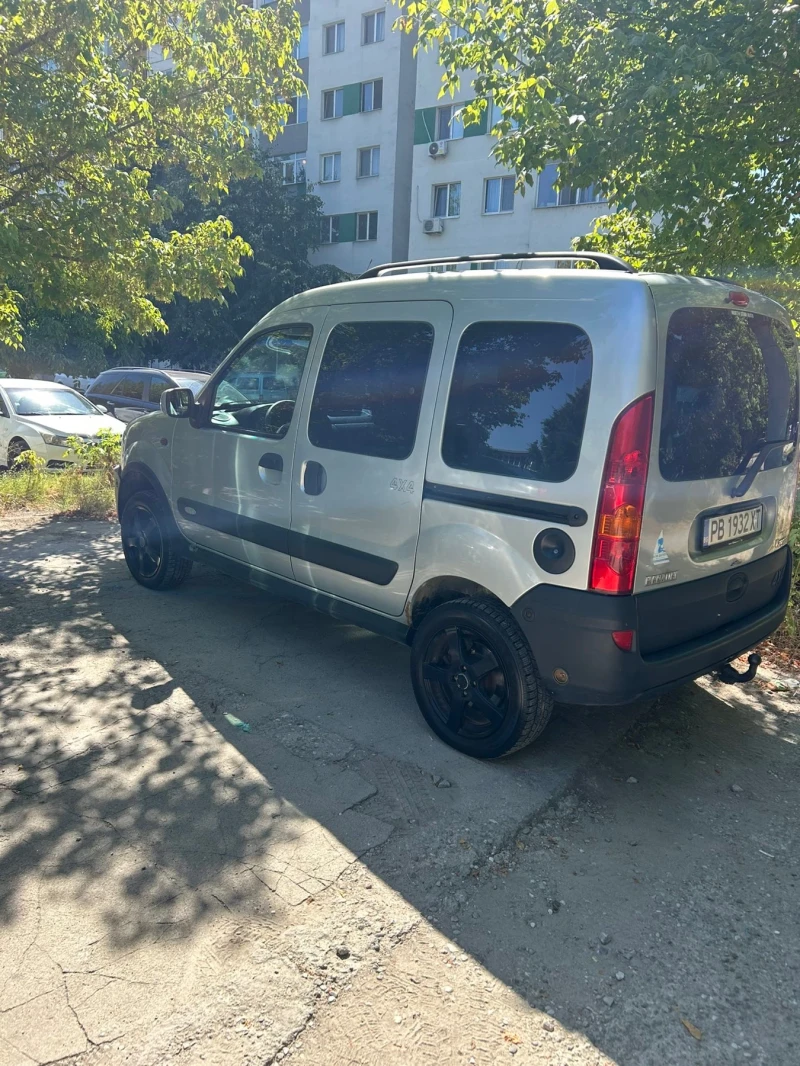 Renault Kangoo 1.6i 4х4 Климатик Газ, снимка 5 - Автомобили и джипове - 51542087