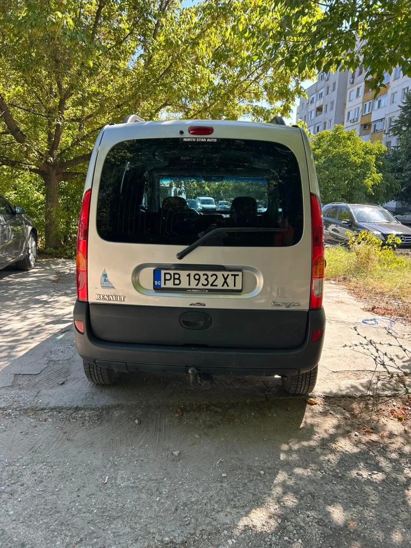 Renault Kangoo 1.6i 4х4 Климатик Газ, снимка 6 - Автомобили и джипове - 51542087