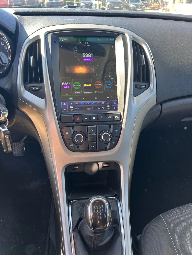 Opel Astra 1.4 NAVI EURO 5, снимка 12 - Автомобили и джипове - 51759278