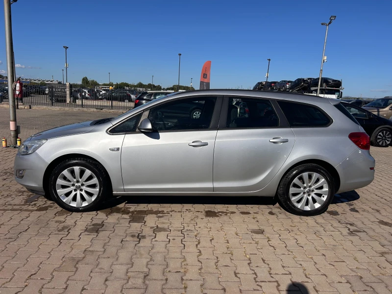 Opel Astra 1.4 NAVI EURO 5, снимка 9 - Автомобили и джипове - 51759278