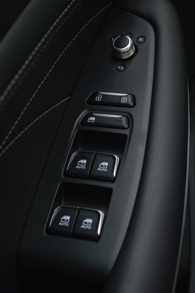 DONGFENG 600 Glory 1.5, снимка 11 - Автомобили и джипове - 52000531