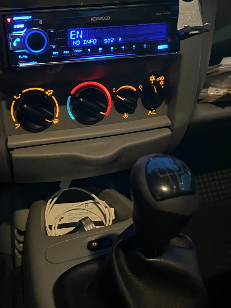 Renault Kangoo, снимка 5 - Автомобили и джипове - 52014740