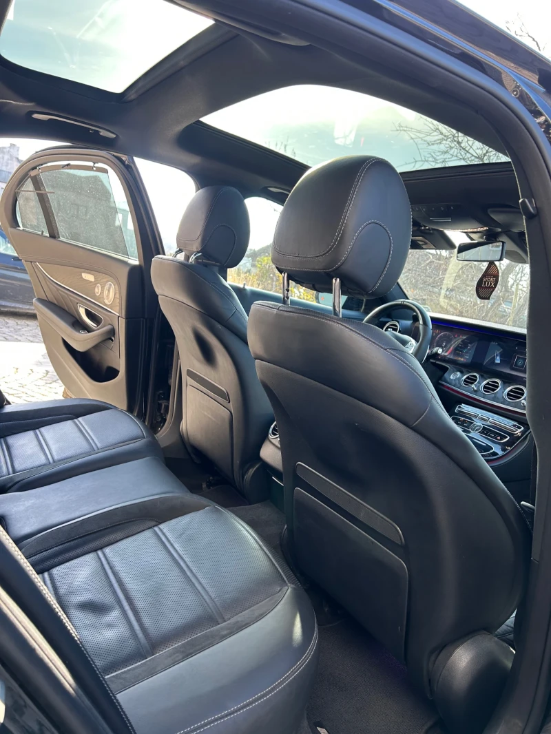 Mercedes-Benz E 43 AMG, снимка 12 - Автомобили и джипове - 52847635