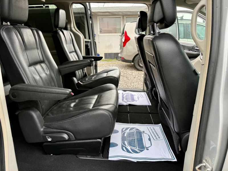 Lancia Voyager 2.8 CRDI FULL, снимка 10 - Автомобили и джипове - 53419191