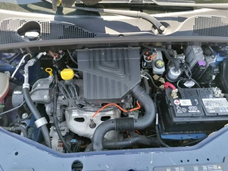 Dacia Lodgy 1.6   -   6+ 1  ГАЗ, снимка 10 - Автомобили и джипове - 56214305