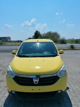 Dacia Lodgy 1.6   -   6+ 1  ГАЗ, снимка 7 - Автомобили и джипове - 56214305