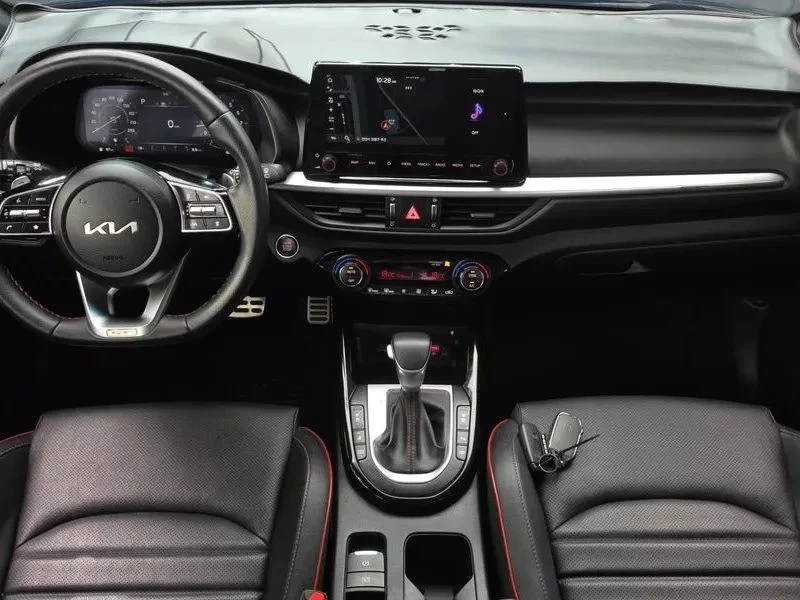 Kia K3, снимка 7 - Автомобили и джипове - 56690481