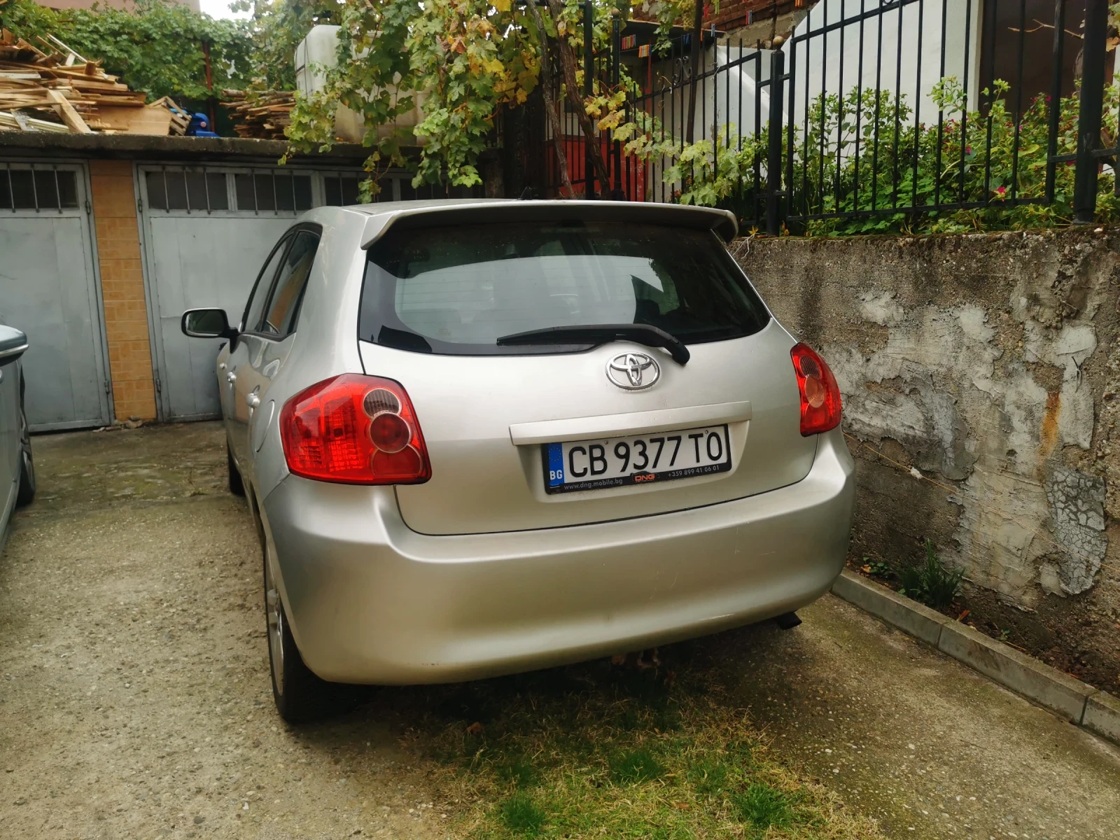 Toyota Auris 2.2D, снимка 1