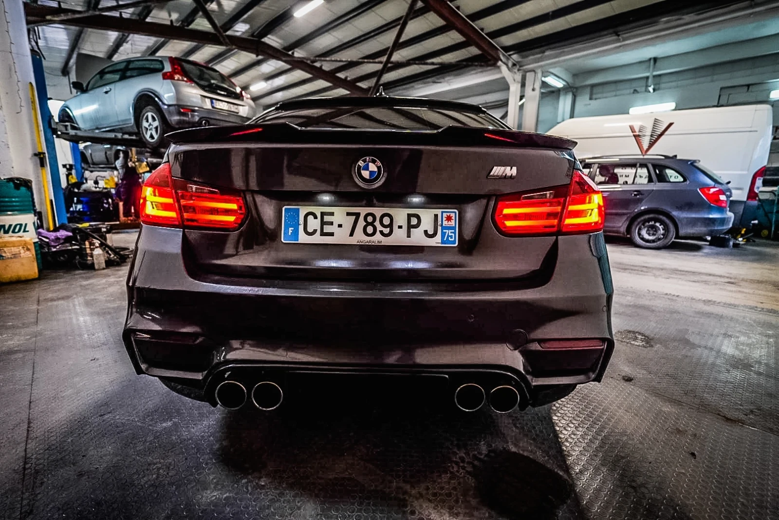 BMW 320  - изображение 7