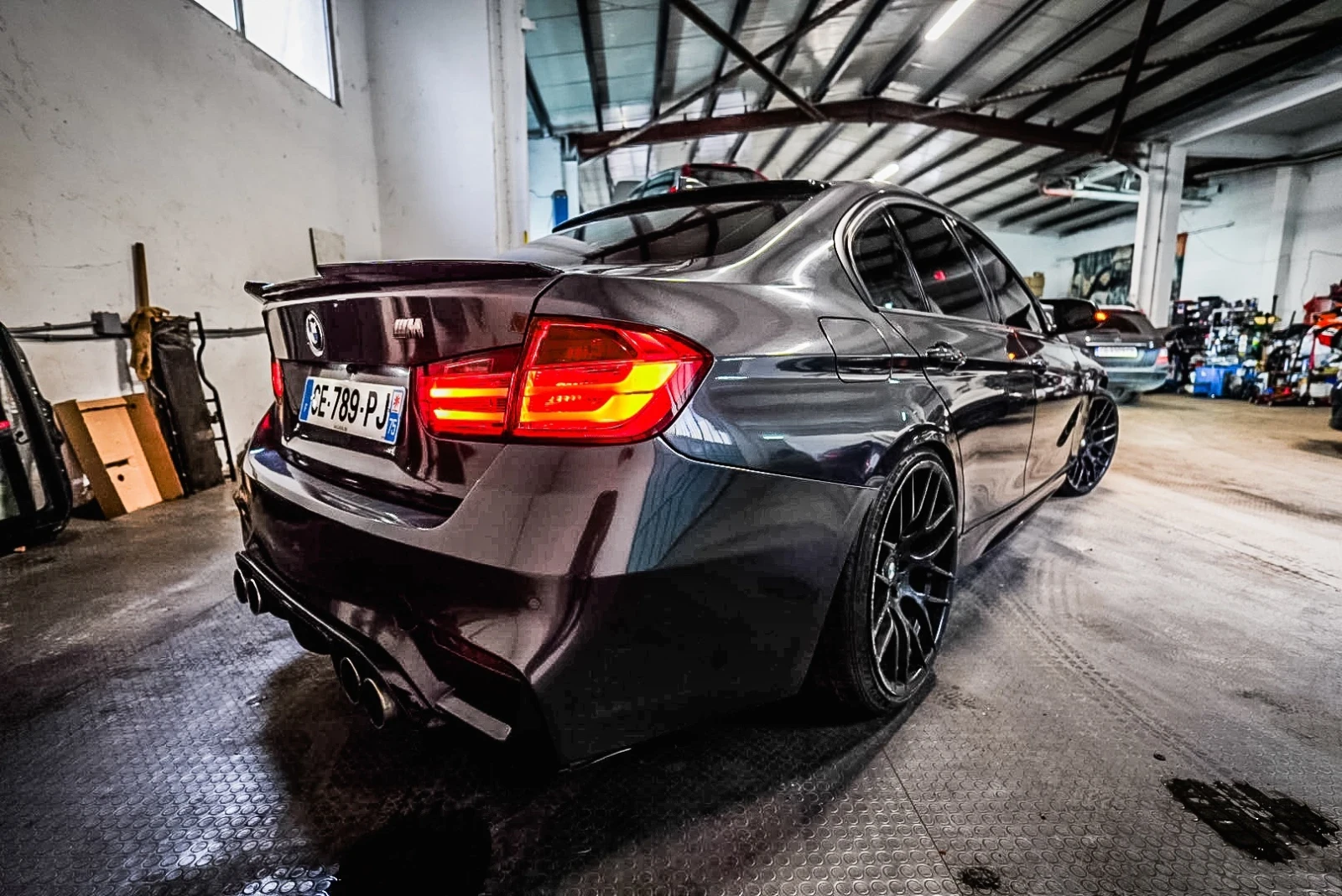 BMW 320  - изображение 6