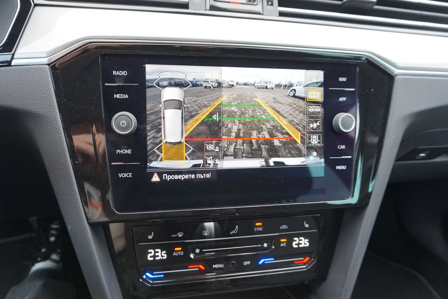 VW Passat Business 2.0 TDI SCR DSG - изображение 9