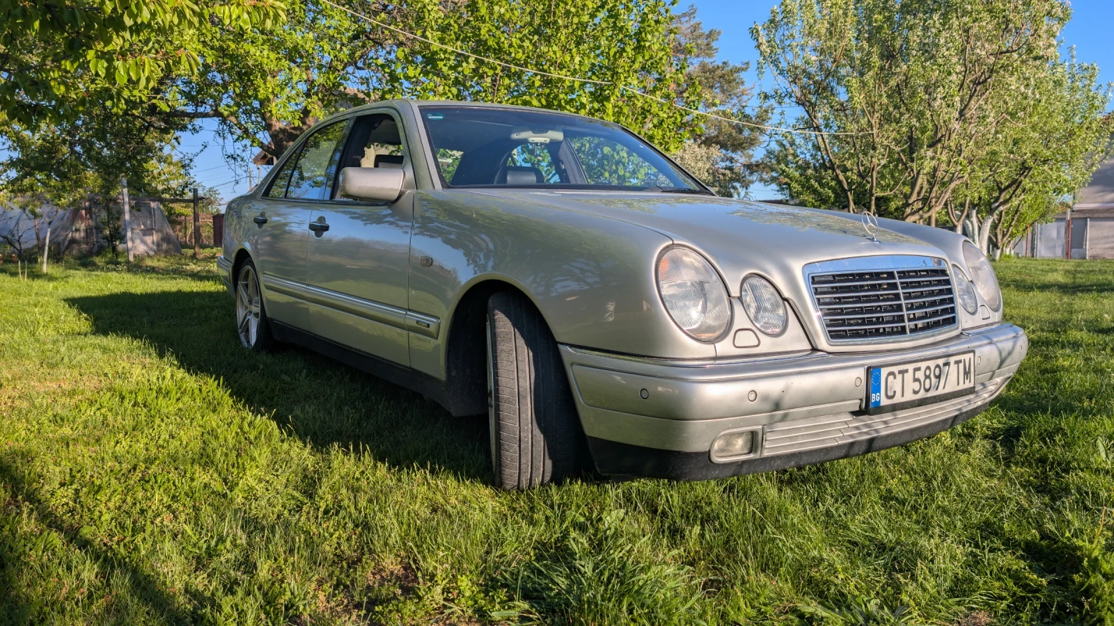 Mercedes-Benz E 420  - изображение 4