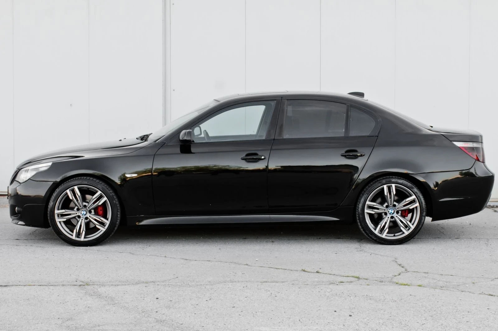 BMW 530 XDrive* Edition* Mpack* FULL - изображение 8