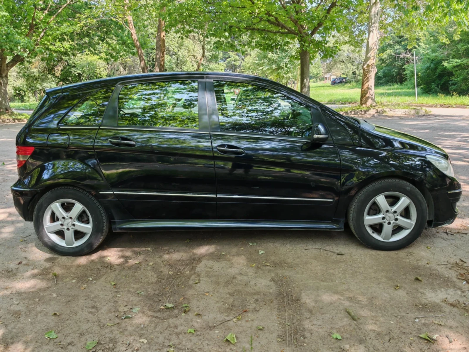 Mercedes-Benz B 200  - изображение 8