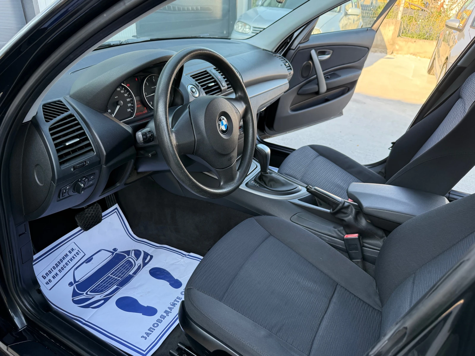 BMW 118 2.0D FACE/AVT - изображение 8