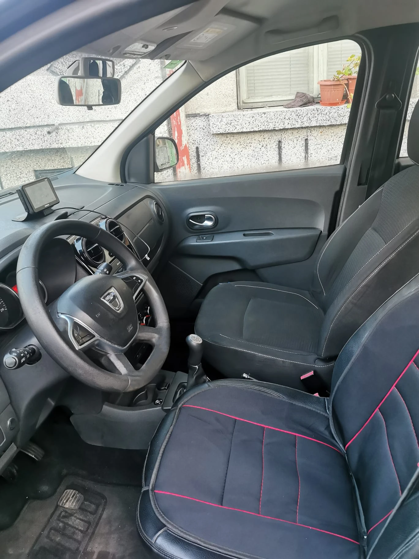 Dacia Lodgy 1.6(LPG) - изображение 3