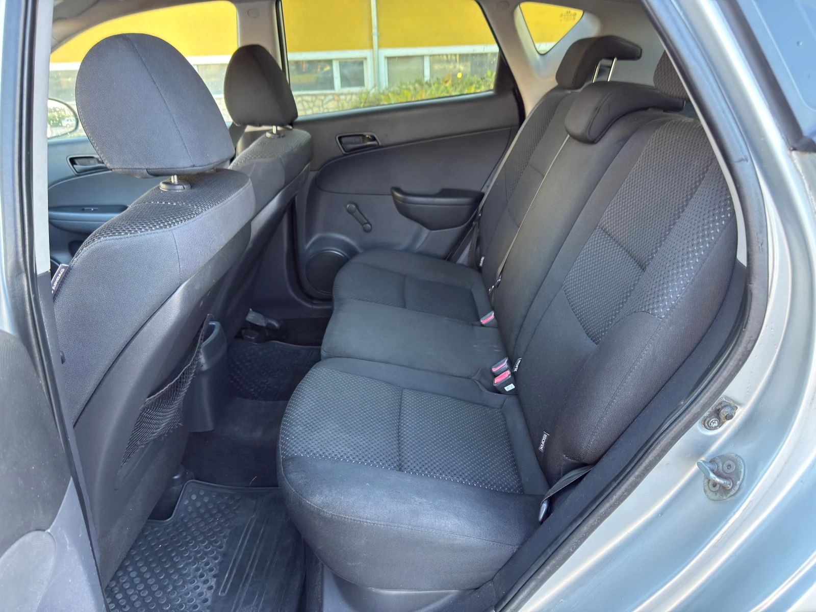 Hyundai I30 1.6 crdi - изображение 9