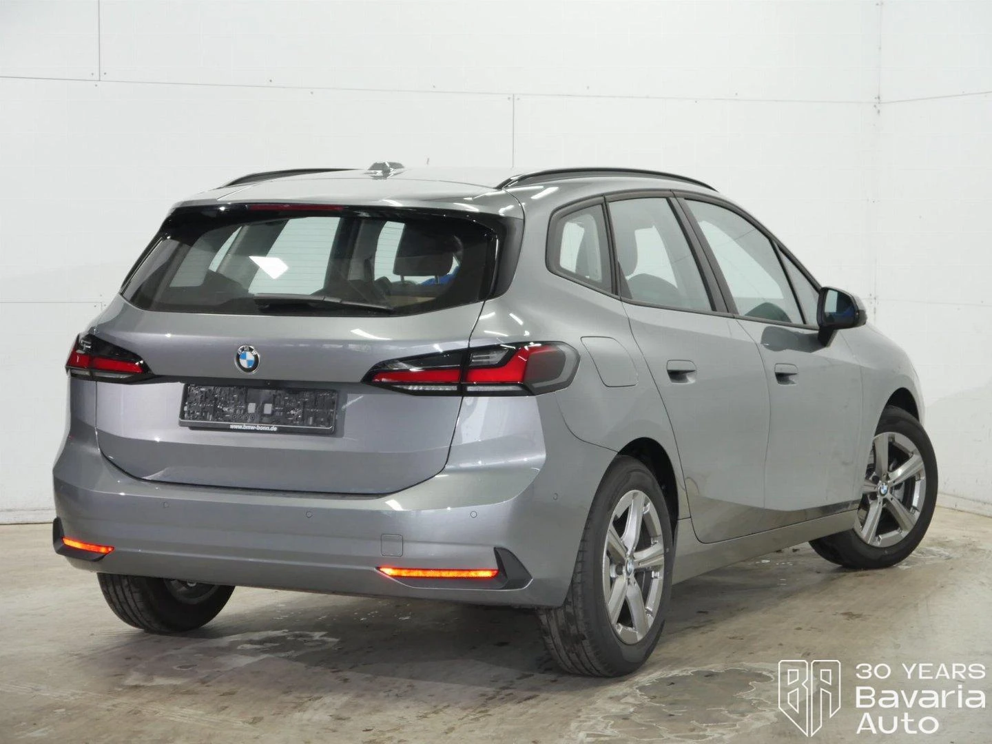 BMW 218 i Active Tourer Steptronic - изображение 3