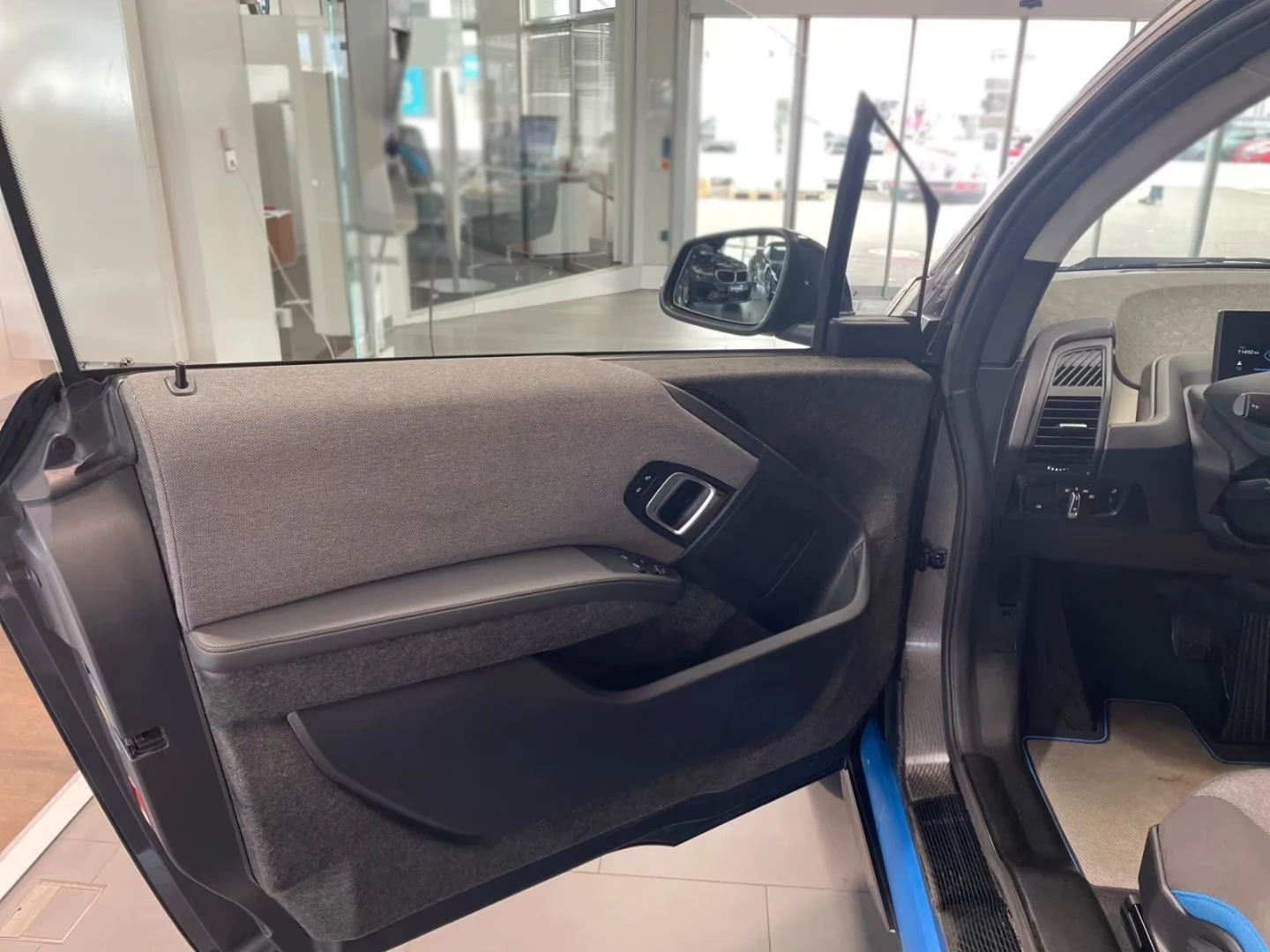 BMW i3 120Ah/170HP/NAVI-PRO/LED/PDC/CAM/DIGITAL/950f | Mobile.bg � ����������� 14