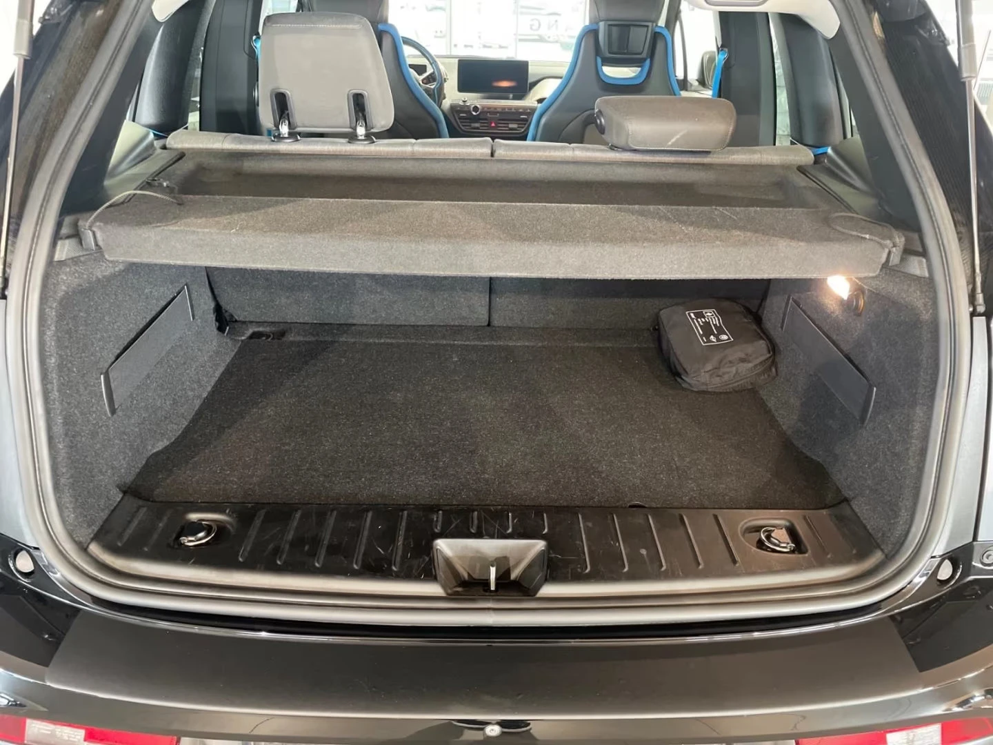 BMW i3 120Ah/170HP/NAVI-PRO/LED/PDC/CAM/DIGITAL/950f - изображение 10