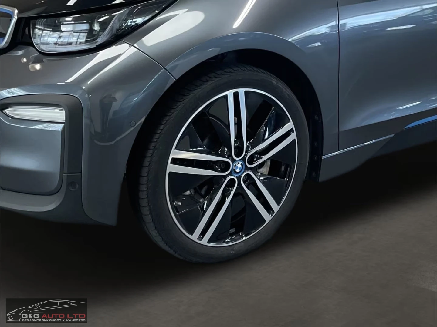 BMW i3 120Ah/170HP/NAVI-PRO/LED/PDC/CAM/DIGITAL/950f - изображение 2