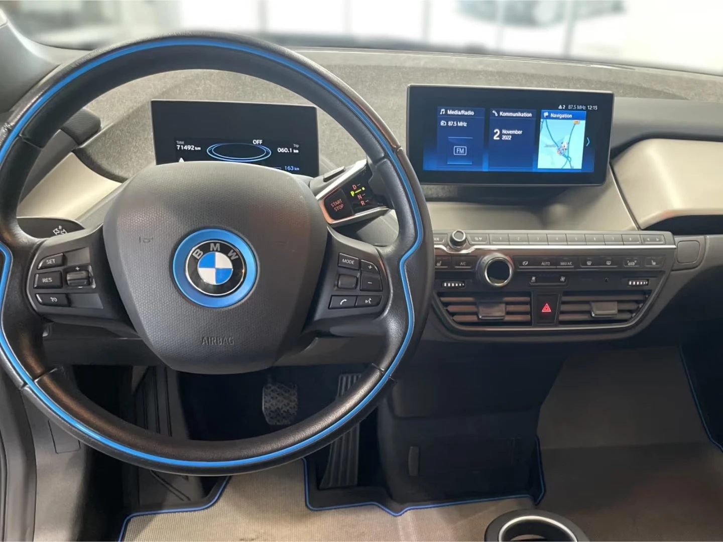BMW i3 120Ah/170HP/NAVI-PRO/LED/PDC/CAM/DIGITAL/950f | Mobile.bg � ����������� 13