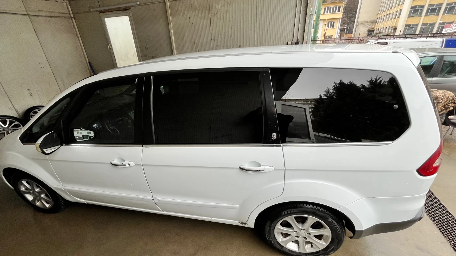 Ford Galaxy  - изображение 4