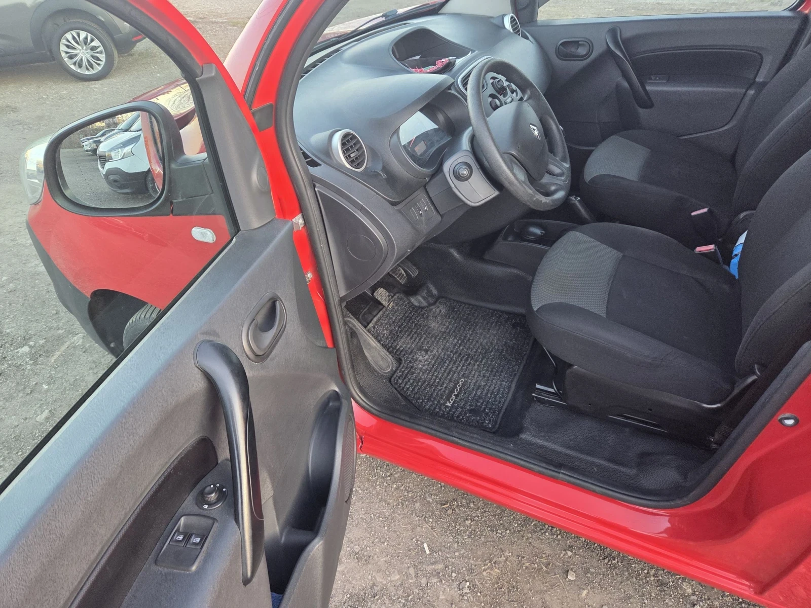 Renault Kangoo, снимка 6 - Автомобили и джипове - 53821308