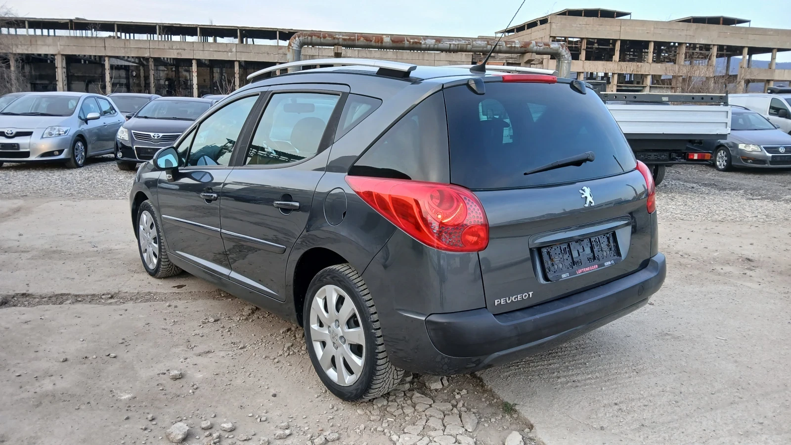 Peugeot 207 1.6HDI 90кс, снимка 6 - Автомобили и джипове - 53879139