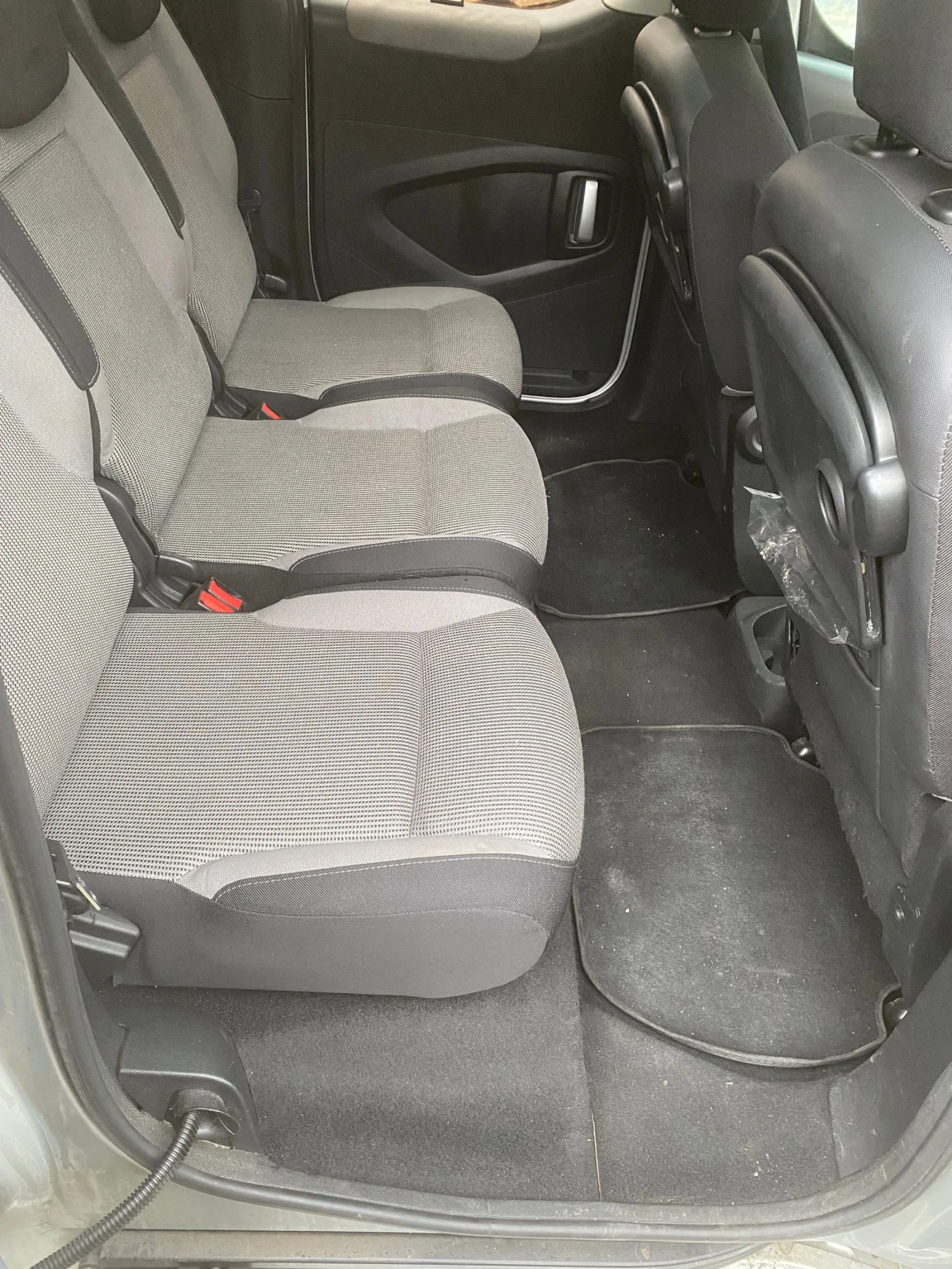 Peugeot Partner, снимка 2 - Автомобили и джипове - 54032135