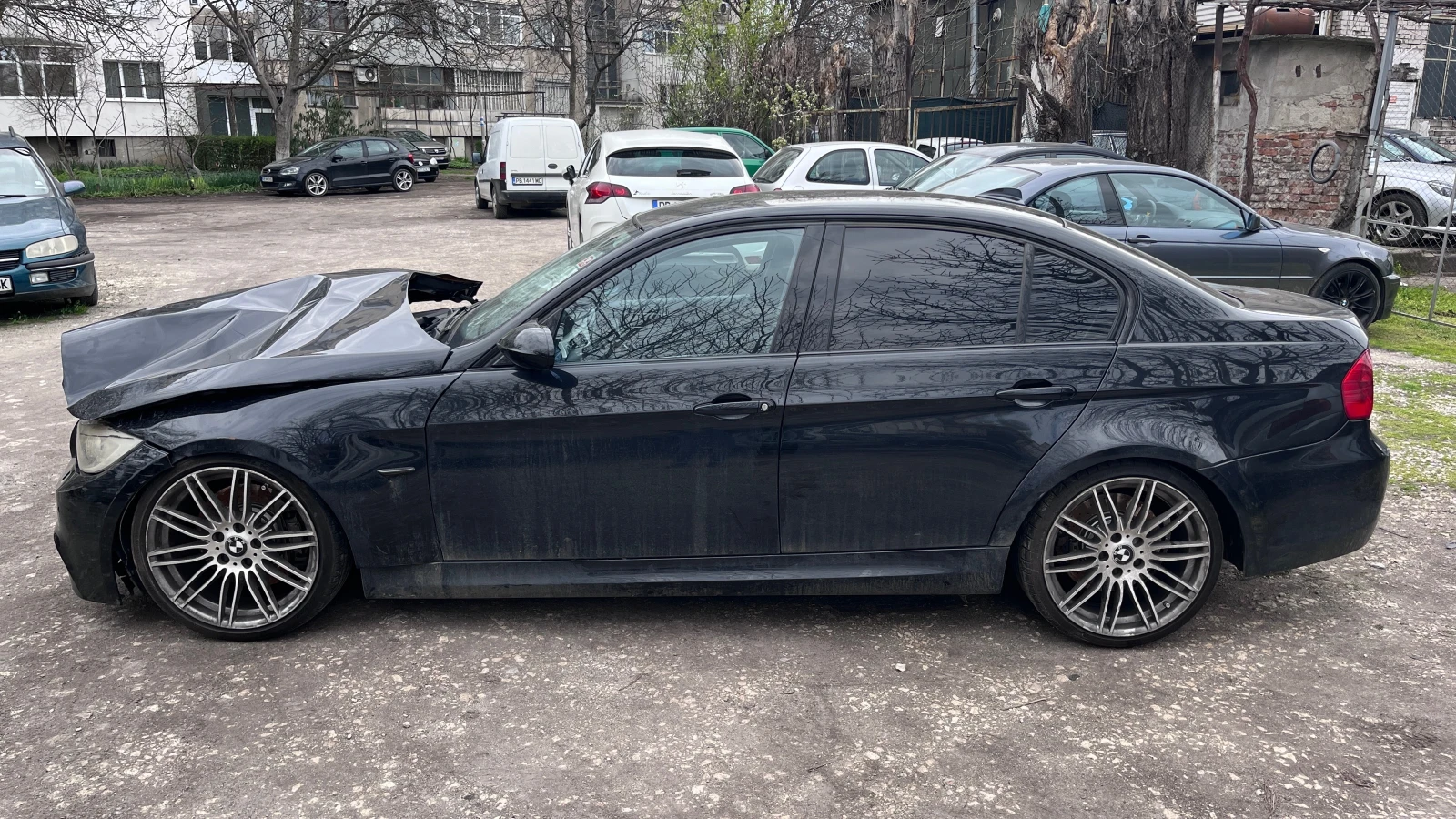 BMW 335 d M Paket Auto E90, снимка 10 - Автомобили и джипове - 54209028