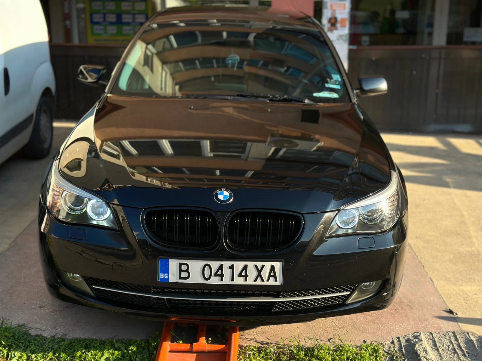 BMW 525, снимка 5 - Автомобили и джипове - 54804344