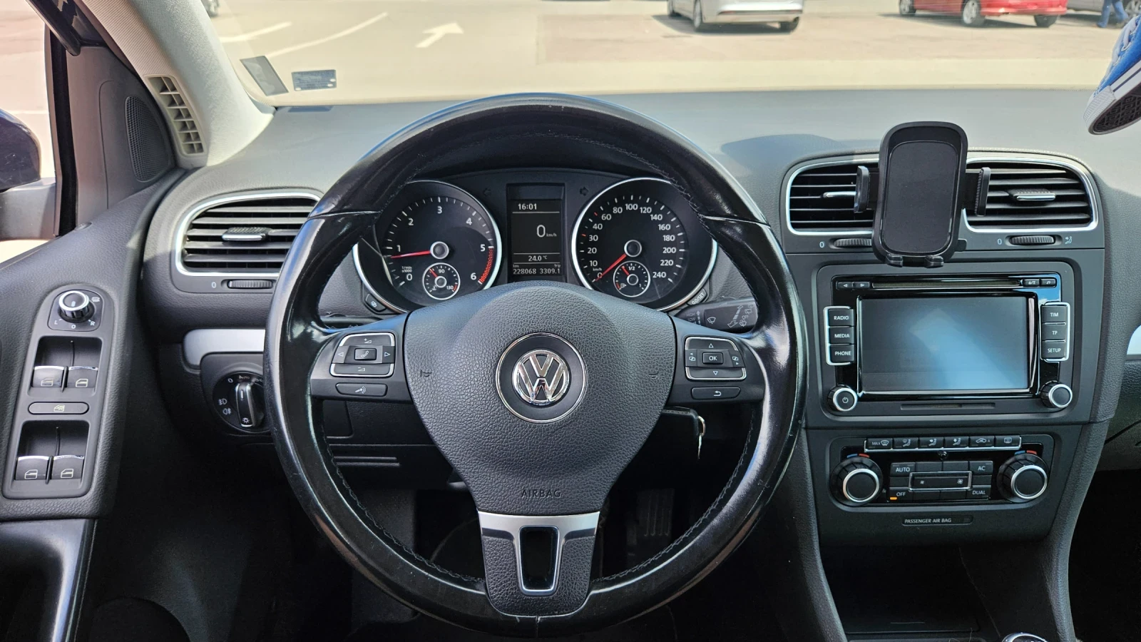 VW Golf 4Motion Highline Xenon-LED, снимка 9 - Автомобили и джипове - 54810389