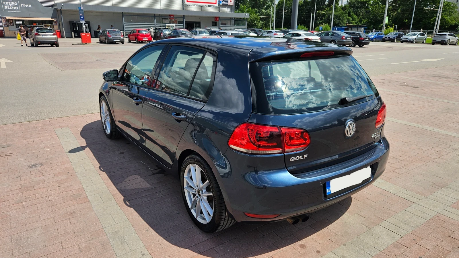 VW Golf 4Motion Highline Xenon-LED, снимка 7 - Автомобили и джипове - 54810389