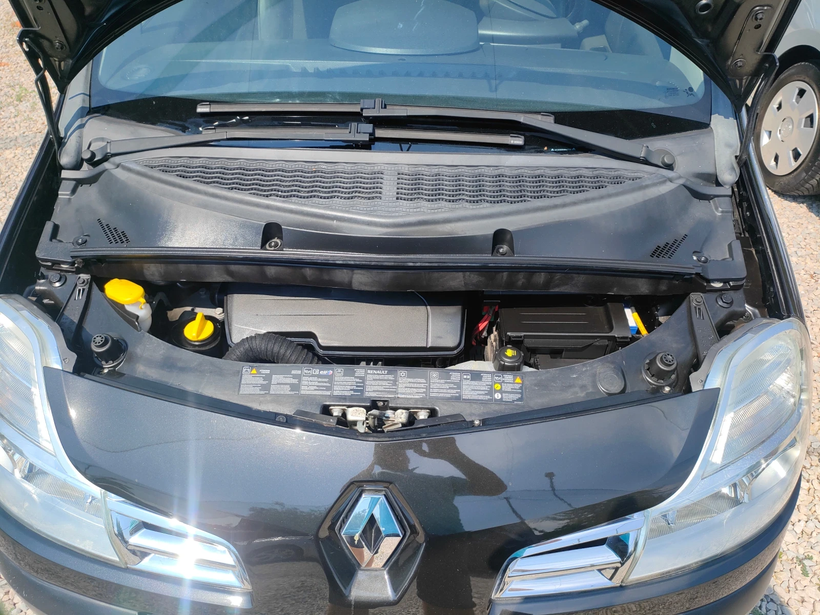 Renault Modus 1.2i-75ks.Italy, снимка 17 - Автомобили и джипове - 55339220