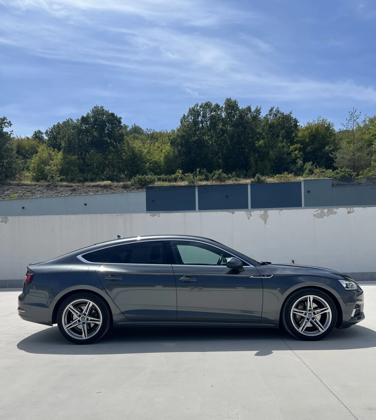 Audi A5 Sportsback 2.0, снимка 4 - Автомобили и джипове - 55412455