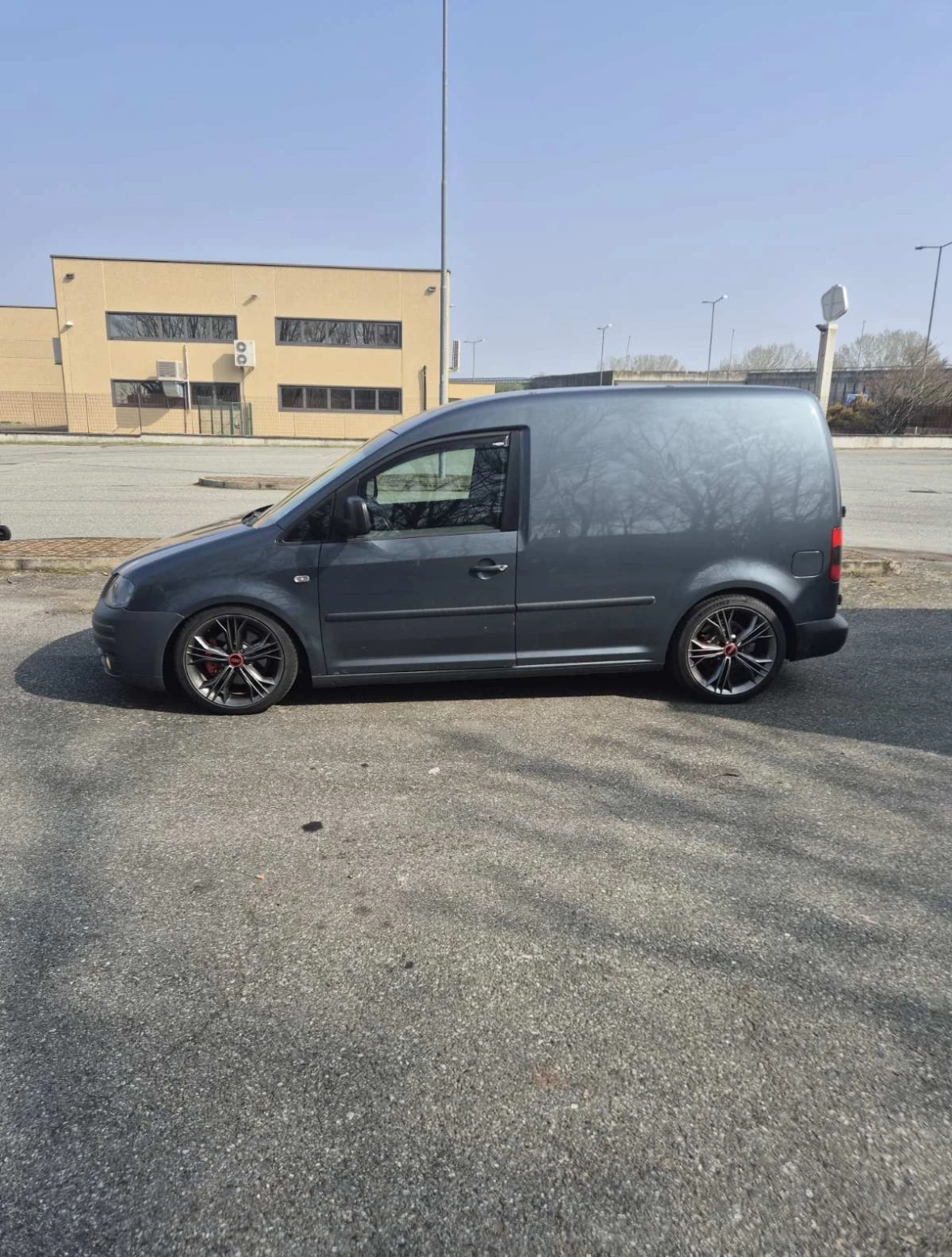 VW Caddy, снимка 5 - Автомобили и джипове - 55891913