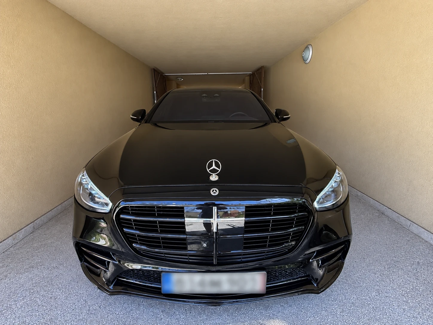 Mercedes-Benz S 580 AMG/3D/RED CARMINE, снимка 2 - Автомобили и джипове - 55978664