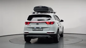 Kia Sportage 2.0 CRDI / АВТОМАТИК / СЕРВИЗНА ИСТОРИЯ !!!, снимка 4