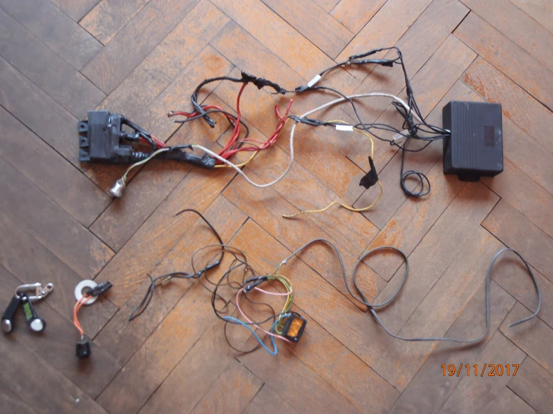 Land Rover Defender 90, снимка 13 - Автомобили и джипове - 51978230