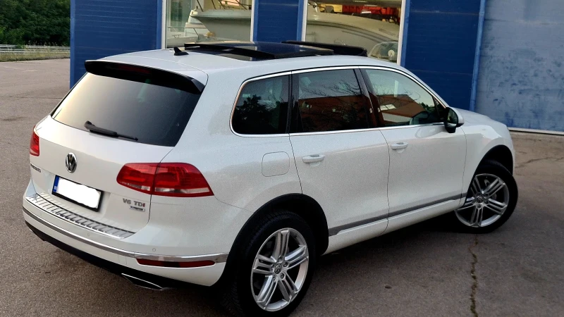 VW Touareg 3.0D 268hp FACE, снимка 5 - Автомобили и джипове - 51150971