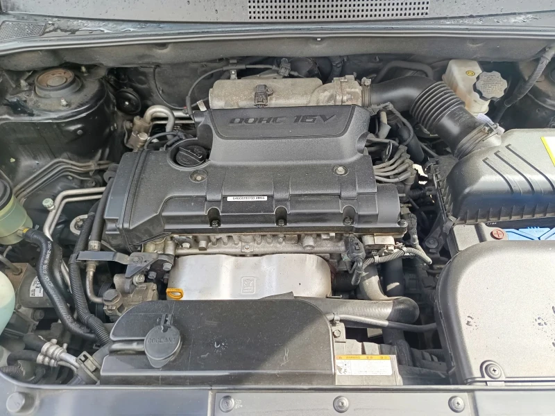 Hyundai Tucson, снимка 6 - Автомобили и джипове - 52921432