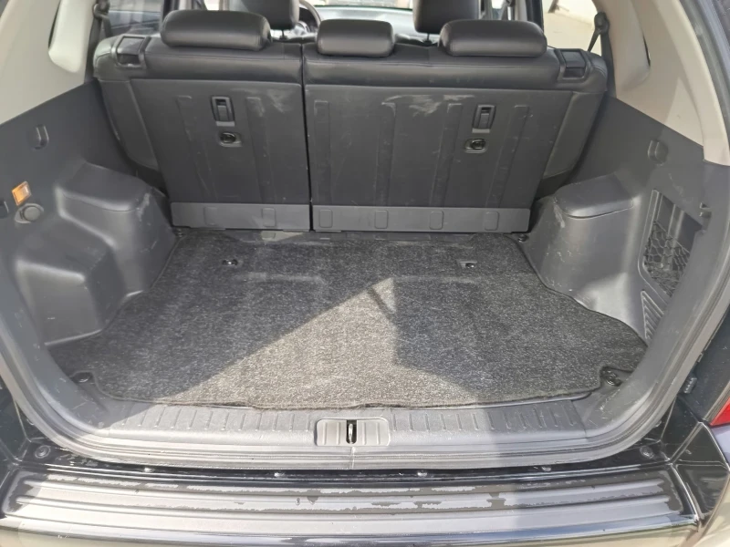 Hyundai Tucson, снимка 11 - Автомобили и джипове - 52921432